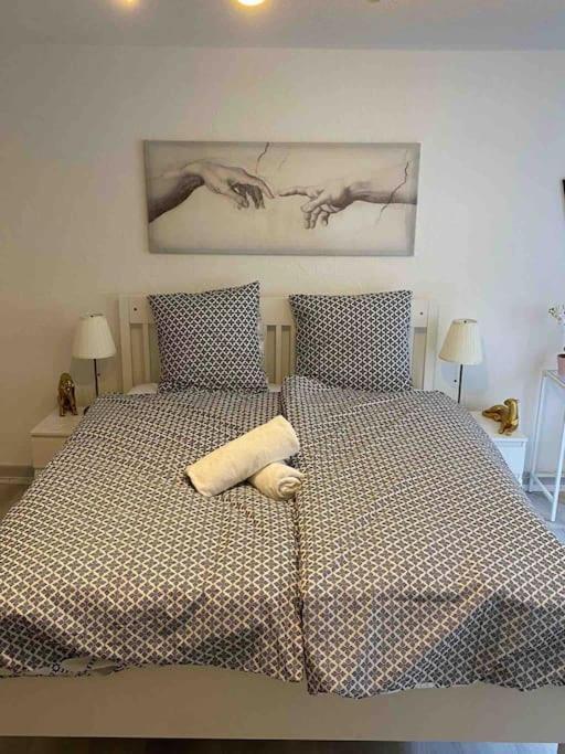 Private Studio Apartment In Bremgarten Luaran gambar